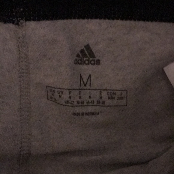 Grey Adidas leggings - Picture 3 of 4